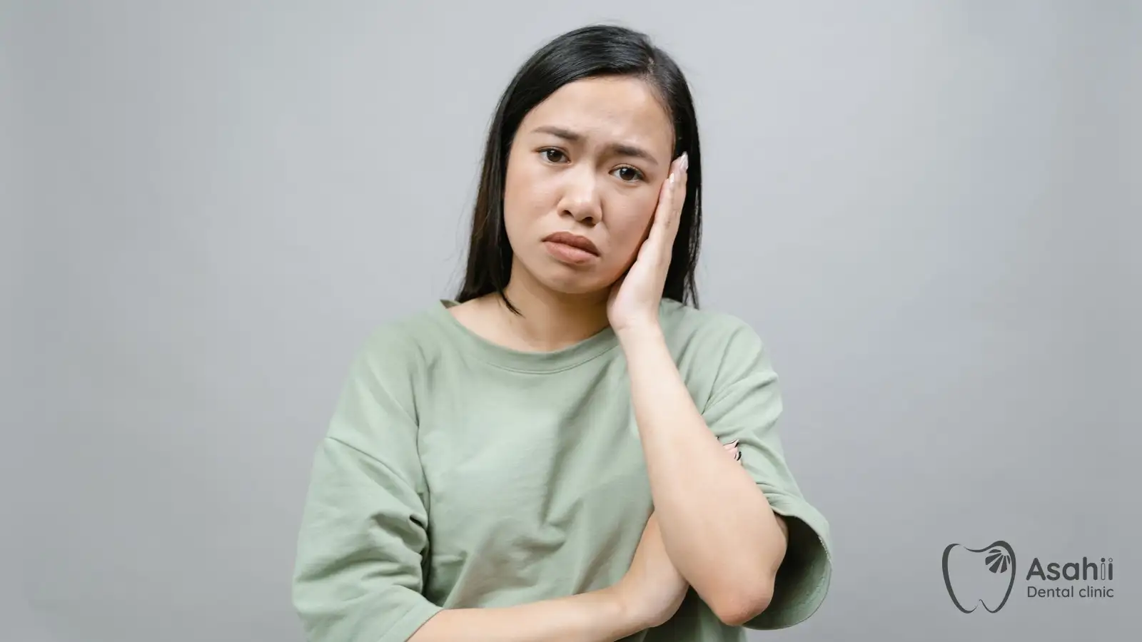 Mild swelling and soreness for a few days after wisdom tooth removal; use cold packs and the prescribed medicine