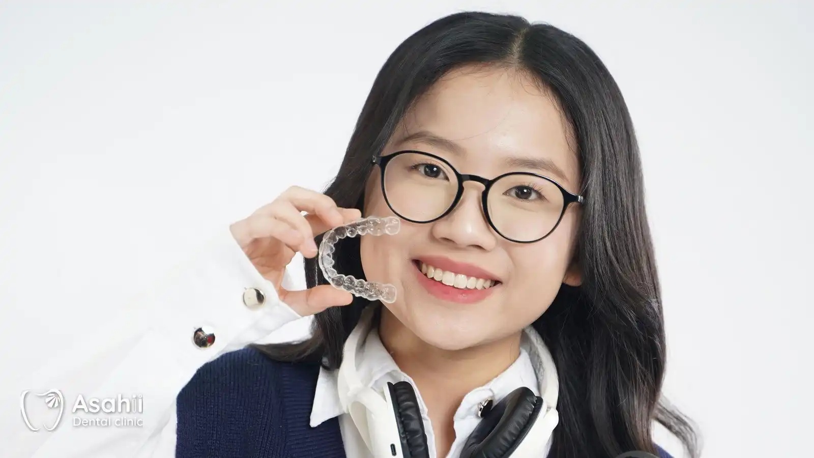 With clear aligners, results depend on your teenager wearing them enough hours every day